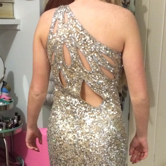 2014 Mac Duggal Prom Dress - Picture 3 of 3