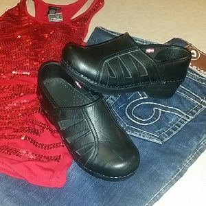 Sanita clogs popular with nurses