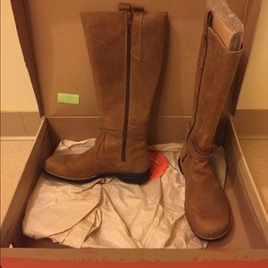 Brand new Merrell waterproof boots
