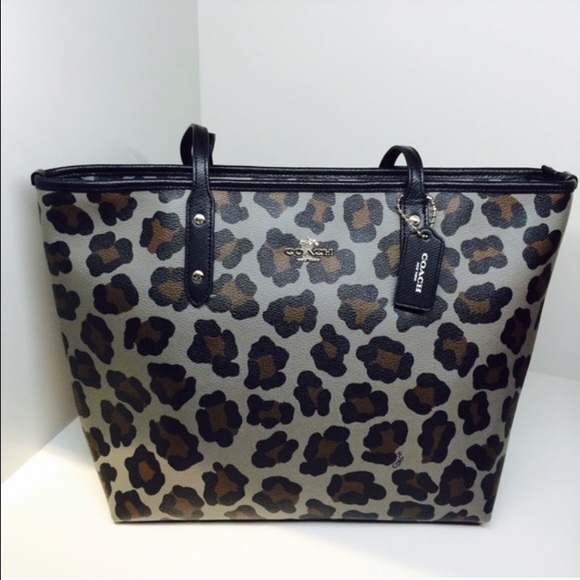 Coach Handbags - ✨Brand new Last one! Coach Zip City Tote in Ocelot
