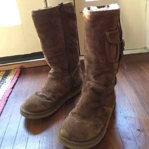 Tall dark brown uggs size 9