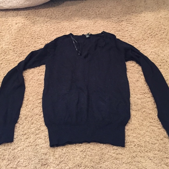 Forever 21 Sweater