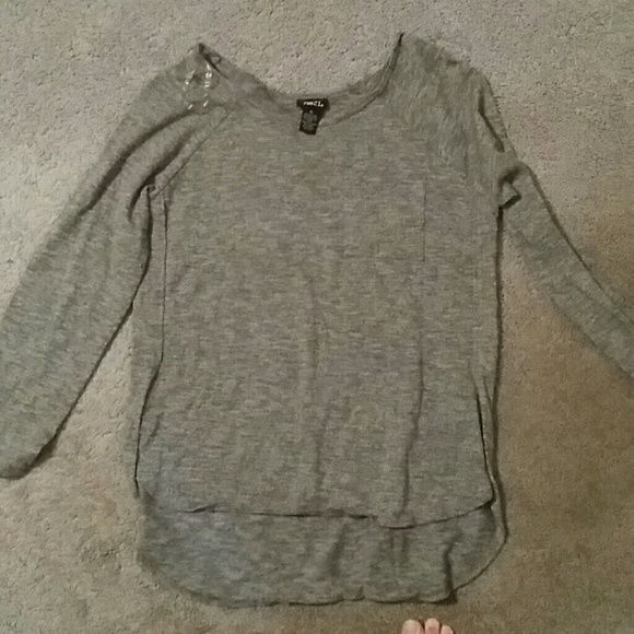 Long sleeve sweater