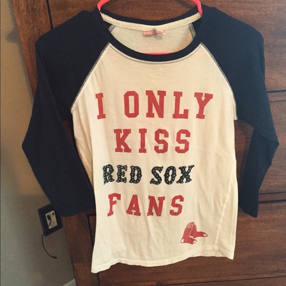 Victoria Secret PINK Red Sox shirt