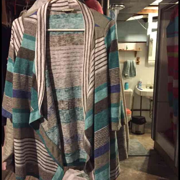 Mint striped cardigan SOLD!! - Picture 2 of 3