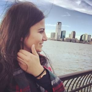 Meet your Posher, Özlem