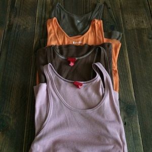 Set of four layering tanks
