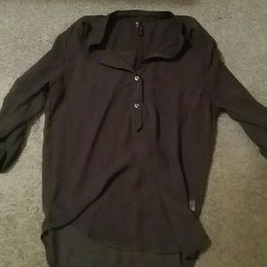 An adorable gray dress shirt!