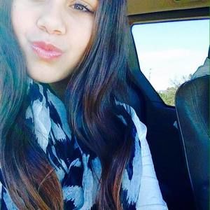 Meet your Posher, Monique