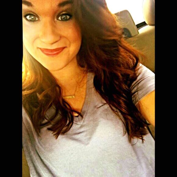 Meet your Posher, Hannah - Picture 1 of 1