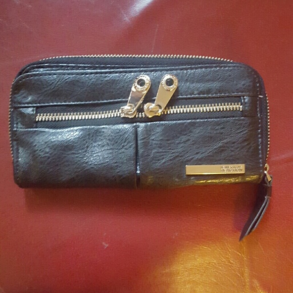 Kenneth cole wallet color black - Picture 1 of 4