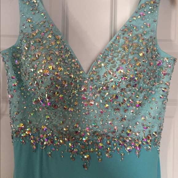 Prom dress - Picture 3 of 4