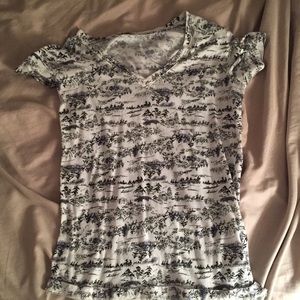 HELD-Urban Outfitters graphic tee