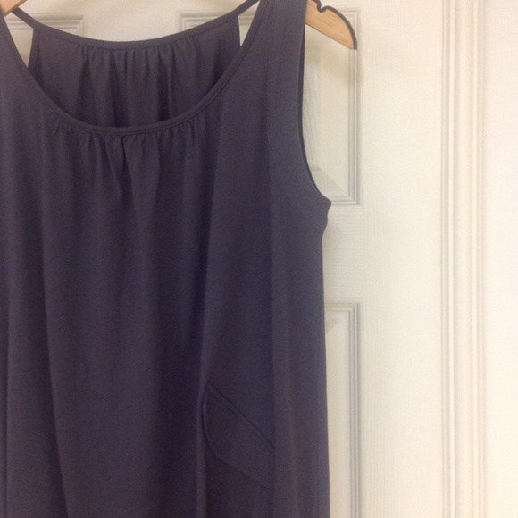 Sleeveless Tops - Picture 2 of 3