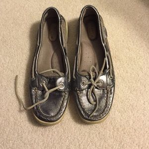 Silver Sperrys