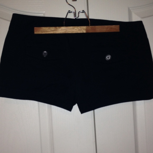 Black Express Shorts - Picture 2 of 3