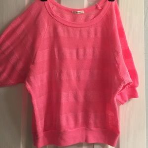 Pink cropped Sweater