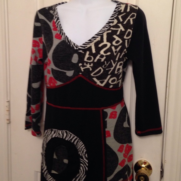 LV Collection Dress - Picture 3 of 4