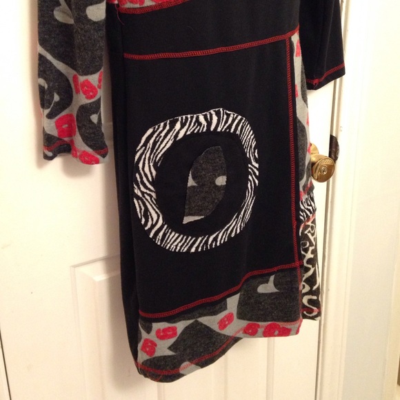 LV Collection Dress - Picture 4 of 4