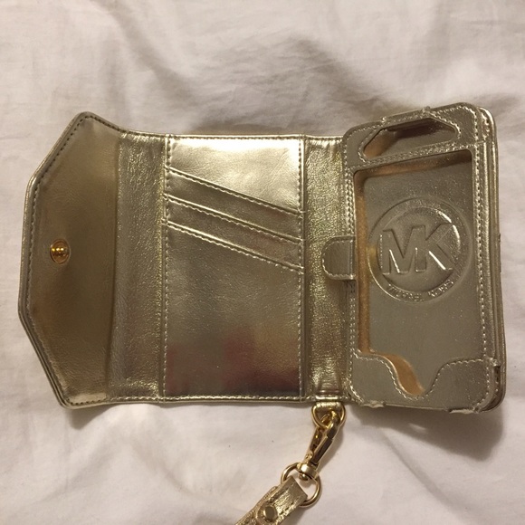 LOWEST NWOT MK WRISTLET - Picture 2 of 2