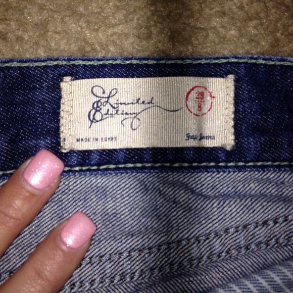 Limited Edition Gap Denim Shorts - Picture 3 of 3