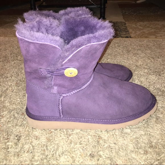 UGG Shoes - Uggs