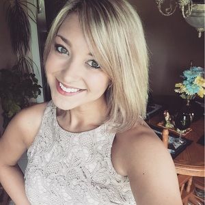 Meet your Posher, Christy