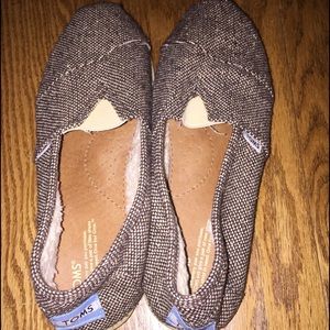 Sparkly grey toms