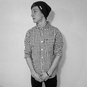 Meet your Posher, Max