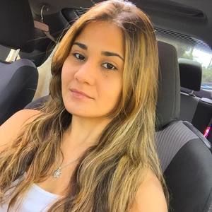 Meet your Posher, Rebecca