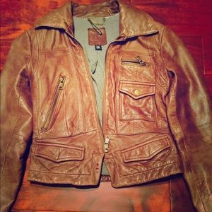 Beautiful leather jacket from Banana REpublic