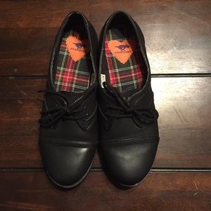 Low oxfords