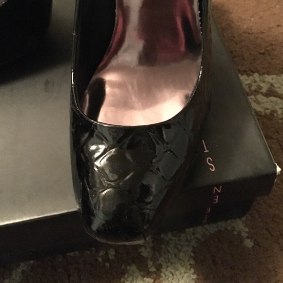 Shoes - Picture 3 of 3