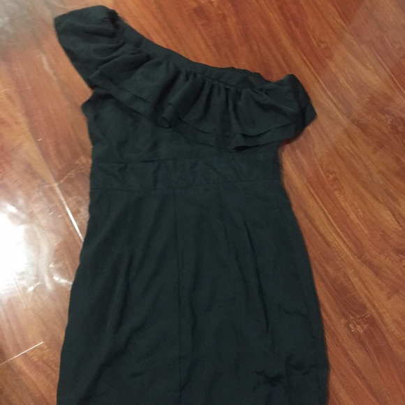 black one shoulder dress