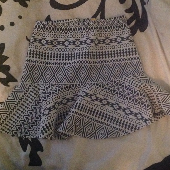 Forever 21 skirt