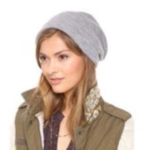URBAN OUTFITTERS slouchy beanie. One Size.