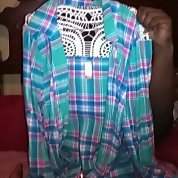 Plaid Woven Collar Dress Shirt w/ Lace Upper Back