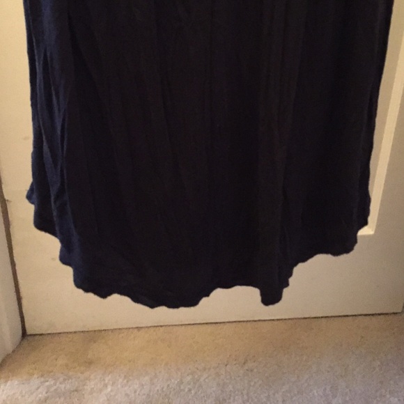 EUC Victoria's Secret long black skirt sz Small - Picture 3 of 4