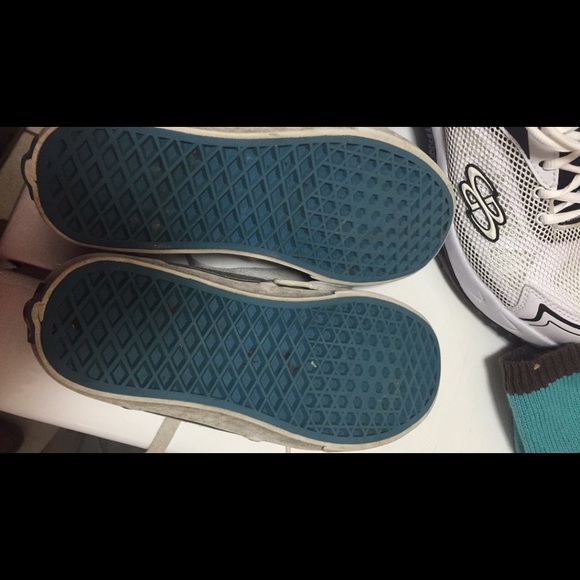 Limited edition vans! - Picture 3 of 4