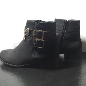 Cute black booties