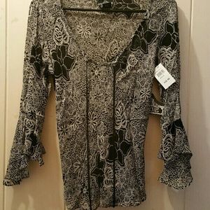 Angie long sleeve blouse.