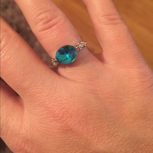 Teal-Stone Colored Ring Costume Jewelry-Size 6
