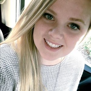 Meet your Posher, Katelyn