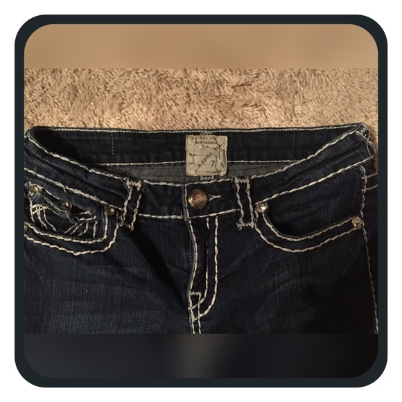 La Idol Capris - image 3