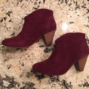 Steven by Steve Madden Pembroke Ankle Boot Maroon