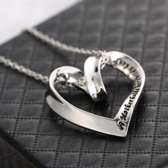 Mother ❤️ Charm Pendent Necklace