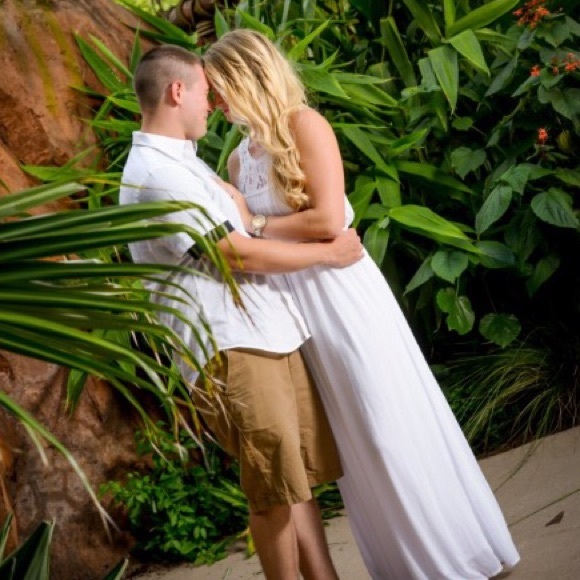 Meet your posher - Picture 2 of 4