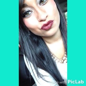 Meet your Posher, Crystal
