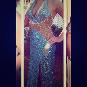 Precious formal prom dress!