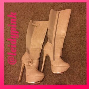 NUDE PLATFORM BOOTS